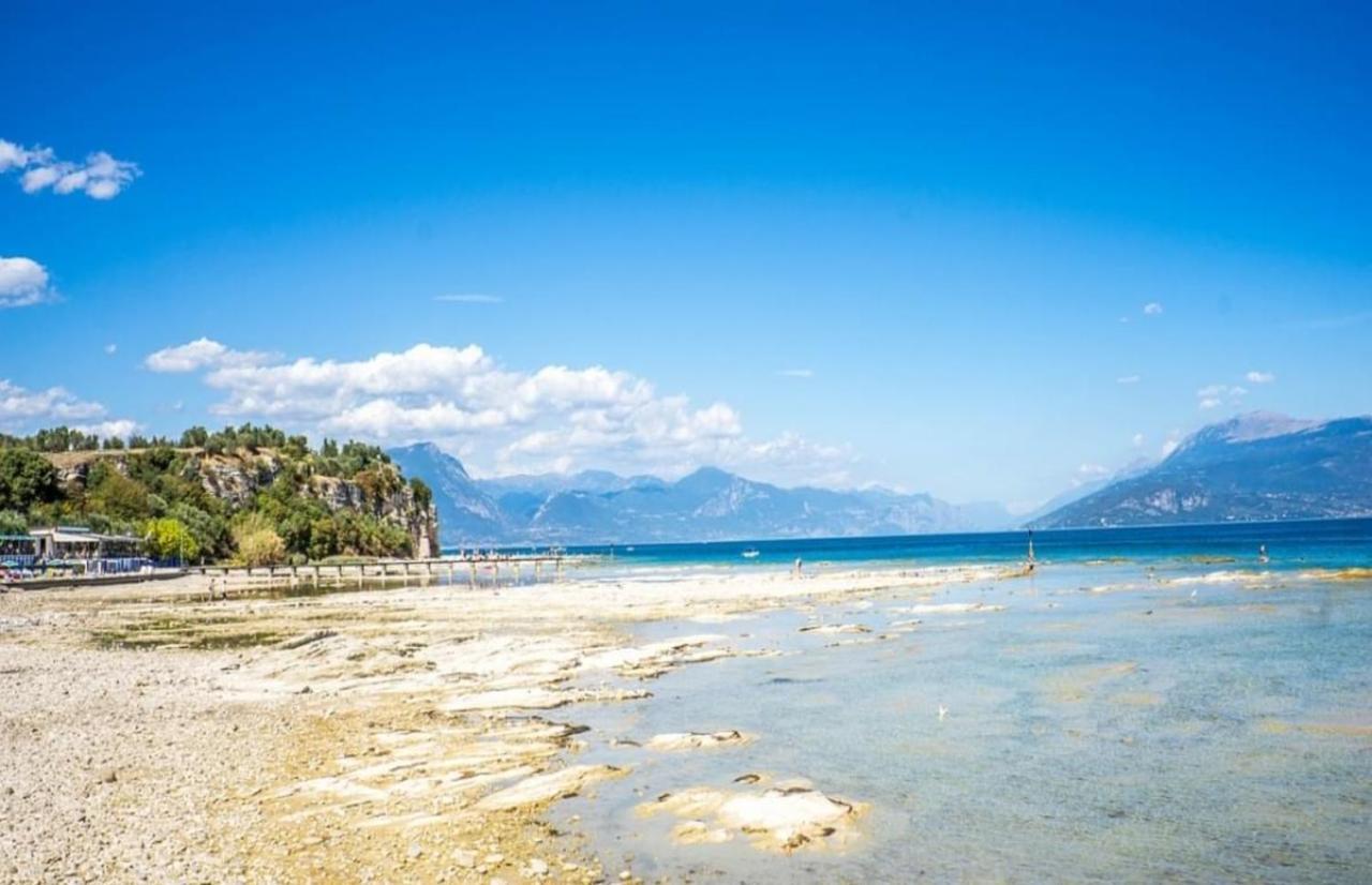 سيرمِيوني Perseo Apartment - 200M Dal Lago Di Garda المظهر الخارجي الصورة
