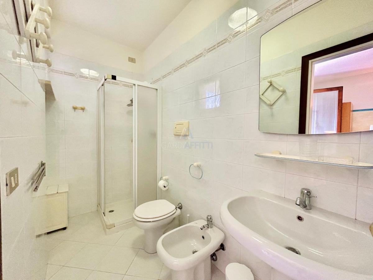 سيرمِيوني Perseo Apartment - 200M Dal Lago Di Garda المظهر الخارجي الصورة